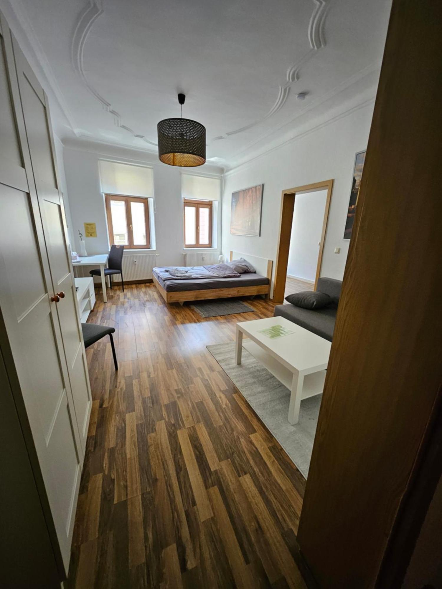 Ferienwohnung Apartment In Zittauer Stadtzentrum Innenstadt Innenring Top Lage - Wohnen Auf Zeit In Zittau - 1 Raum Wohnung 外观 照片